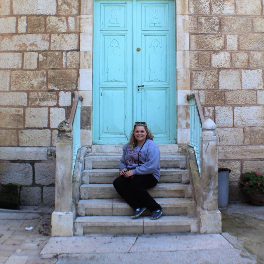 Meet your Posher, Hannah